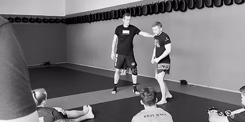 Clothes Quarter Fighting w\/ Ryan Hoover