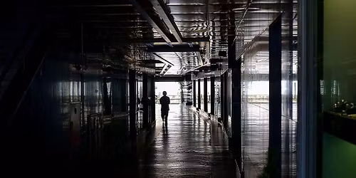 PRACA Z TRAUM\u0104 W TERAPII GESTALT - CIA\u0141O CZAS  RELACJA