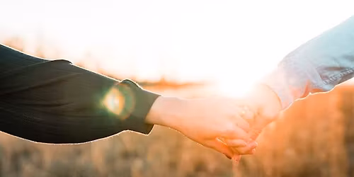 \u00c4idit ja tytt\u00e4ret -joogan teematunti