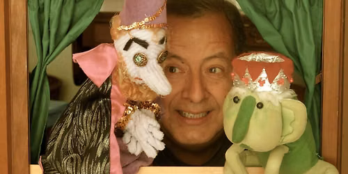 Caterpillar Puppets (Kids\u2019 Show)