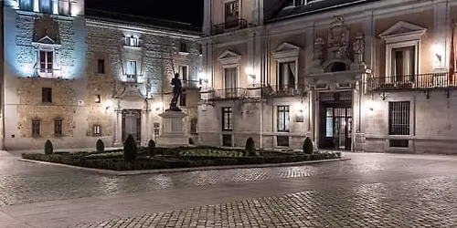 Madrid Encantado: ruta guiada nocturna por la ciudad