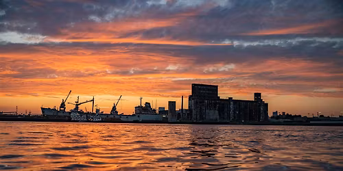 Guided Sunset Paddle in Gowanus
