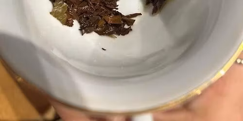 Tea Leaf Readings with Amanda (December 27)