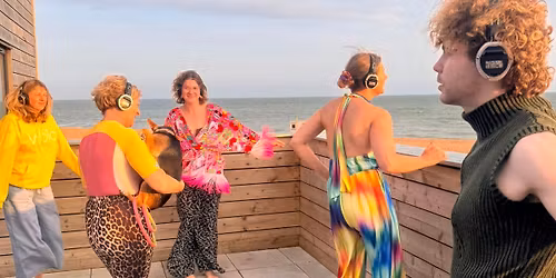 A morning sober rave on Brighton Beach!