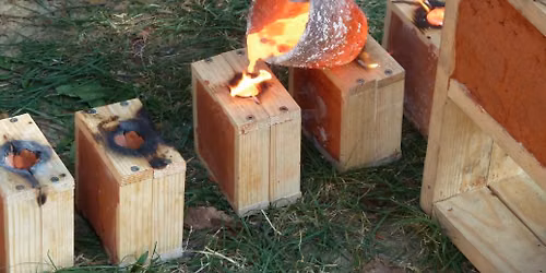 Workshop: Von der Gussform zum Bronzeobjekt
