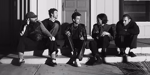 The Neighbourhood: THE WOURLD TOUR