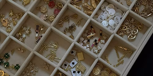 Ruex x Charmed Cove: Mom & Me Charm Bar