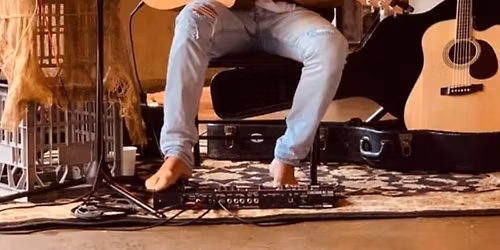 Ryan Munro live at Currumbin RSL