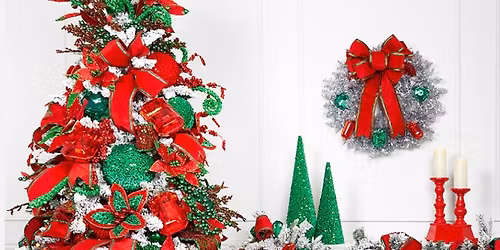 Attending Carolina Christmas Show at Yorkville Marketplace 