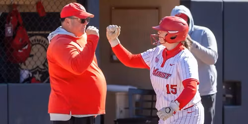 Parking Manhattan Jaspers at Marist Red Foxes Womens Basketball