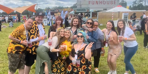 Live Music - Viva La Vintage