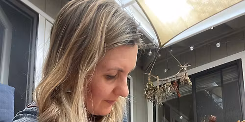 \u0420\u0443\u043a\u043e\u0434\u0435\u043b\u0438\u0435 \u0432 \u0443\u044e\u0442\u043d\u043e\u043c \u043a\u0440\u0443\u0433\u0443 - \u00ab\u0414\u0435\u0440\u0435\u0432\u043e \u0411\u043b\u0430\u0433\u043e\u0434\u0430\u0440\u043d\u043e\u0441\u0442\u0438\u00bb