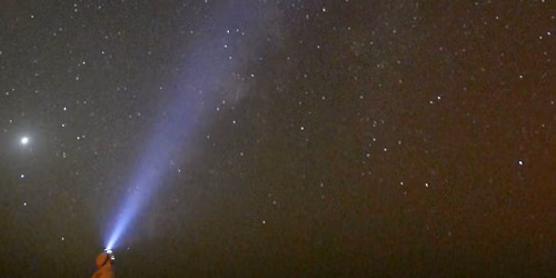 NOCHE DE PERSEIDAS EN SIERRA MORENA: ASTRONOM\u00cdA, SENDERISMO Y TAPAS