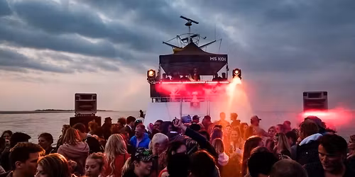 90iger und 2000er Mega Boat Cruise Flensburg Edition