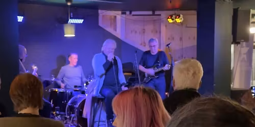 Armar & Bein ( FRI ENTRE )