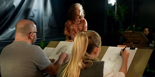 Drawing Faces : The Ultimate Portrait Course