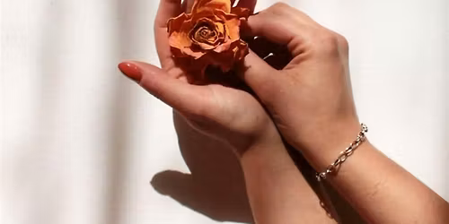 4\u00b0 Retiro para mulheres - Simplesmente mulher, um presente de Deus