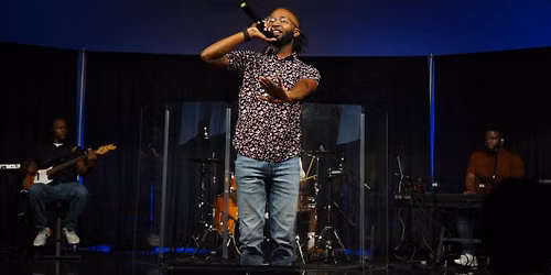Josiah Williams - Live Performance at Alice's Garden (Milwaukee, WI)