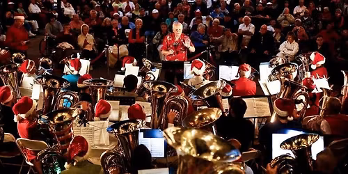 Naples 5th Ave South Tuba Christmas 