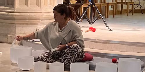 Barefoot Soul Sanctuary Sound Bath (Reiki infused) NEW DATE 