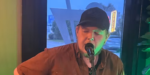 Devon Lawton solo @ Kelly\u2019s