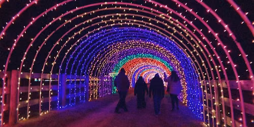 NYC to Holland Ridge Farms: U-Pick Tulips & Winter Wonderland Day Bus Trip