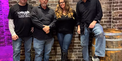 Live music at Denio\u2019s market!