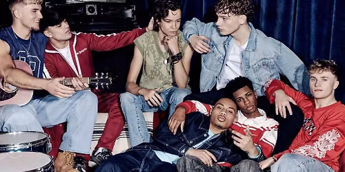 December 10 - The Next Step | Paquetes VIP