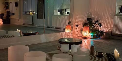 Sunday Soundbath - Moulton