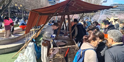 Marknad med tema vikinga- och medeltid i Kungsan