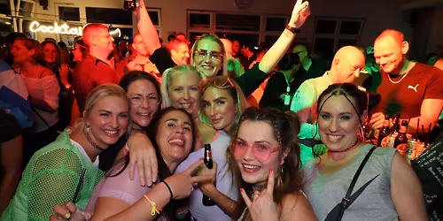 90s only - die 90er Party in Dormagen