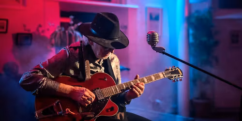 Anton live at Teatro Munganga in Amsterdam