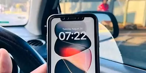 Iphone Xr r1800