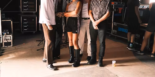 Olympic Antigua (VS) + Sunday,June (CH)