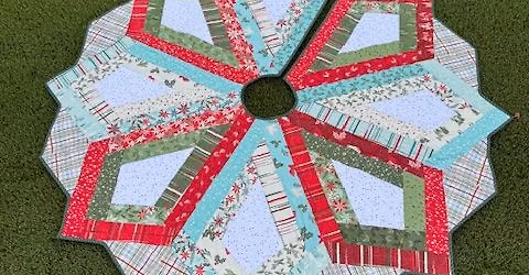 Christmas Magic Tree Skirt Class with Nora