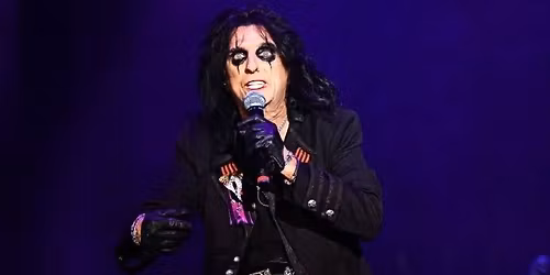 Alice Cooper: Alice\u2019s Attic Tour
