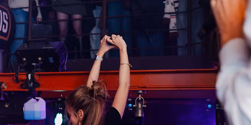  PLAZA AFTER HOURS - Afterwork @ Plaza