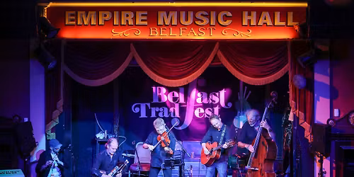 L\u00fanasa in Plymouth, MA