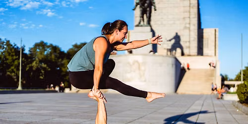 Workshop AcroYogy pro M\u00edrn\u011b \/ st\u0159edn\u011b pokro\u010dil\u00e9