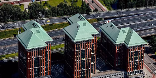 Masterclass: De AI-Transformatie Amsterdam Vastgoedrecht by TECHRABOTA.BG