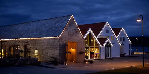 Juledr\u00f8s, Fredag 19. desember 2025