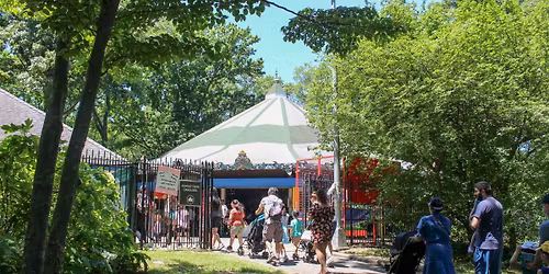 Parking Marc Anthony