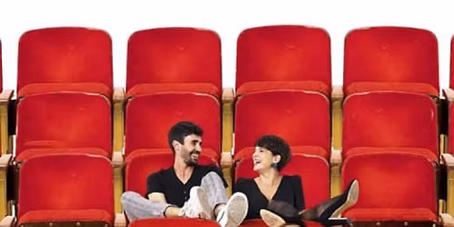 Le spectacle attendra