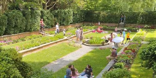 Free Garden Admission on Mother's Day