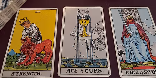 Learn Tarot & Develop Your Intuition