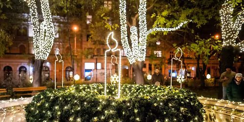 \u00dcNNEPRE HANGOL\u00d3 KIS KONCERT