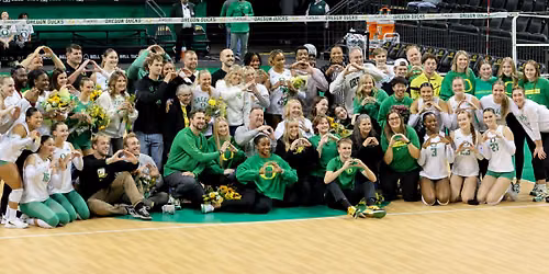 Northwestern Wildcats at Oregon Ducks Womens Volleyball at Matthew Knight Arena