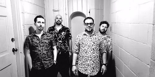 Rogue Theory Band 
