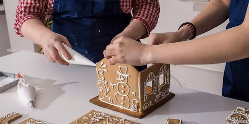 Christmas Gingerbread House Decorating
