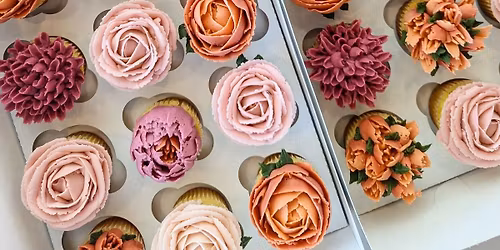 Buttercream floral cupcake decorating class, Halloween themed!